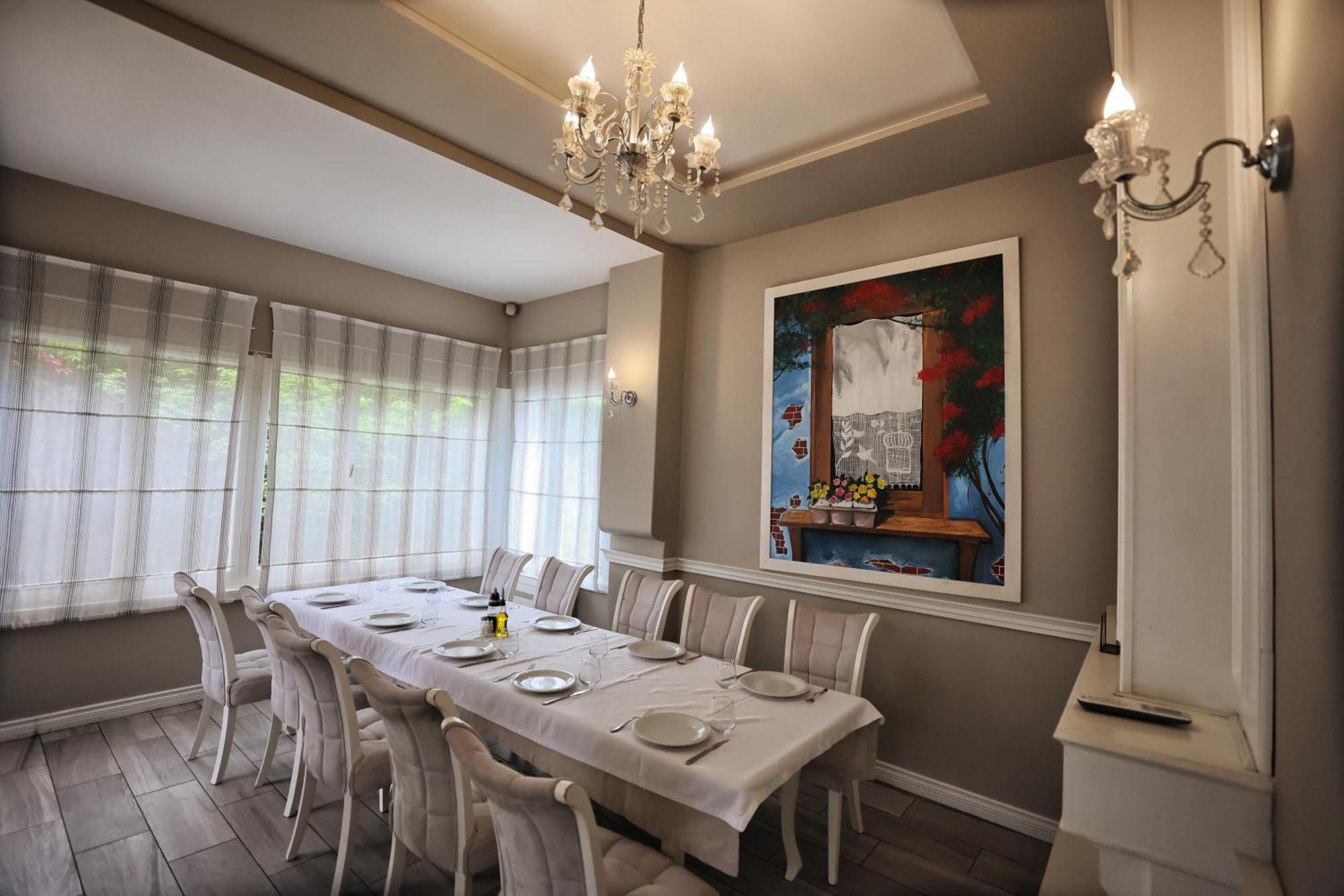 שקודר Vila Casablanca - Boutique Hotel & Restaurant מראה חיצוני תמונה