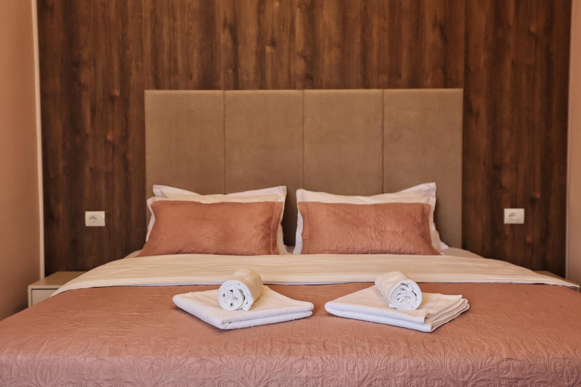 שקודר Vila Casablanca - Boutique Hotel & Restaurant מראה חיצוני תמונה