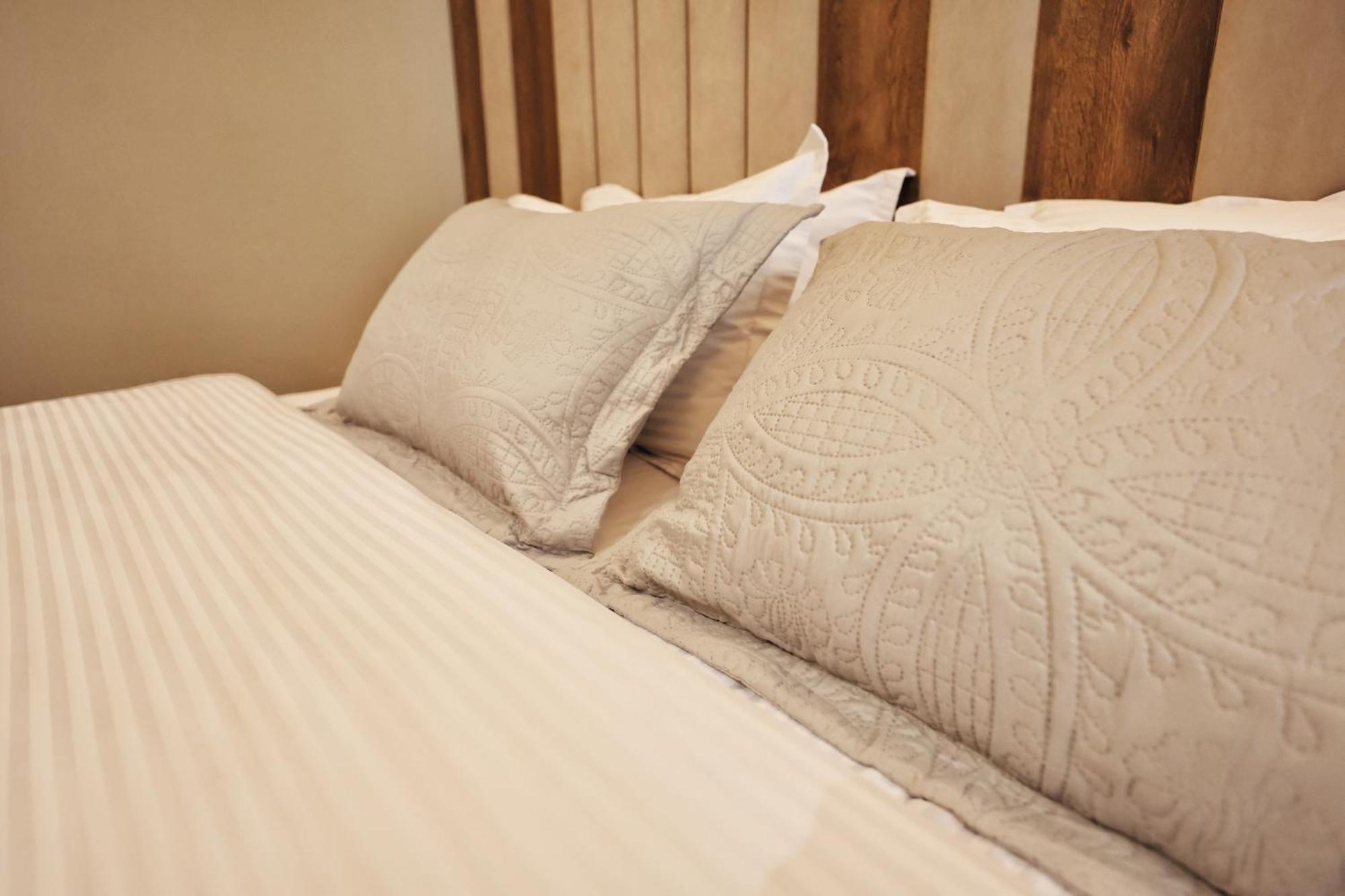 שקודר Vila Casablanca - Boutique Hotel & Restaurant מראה חיצוני תמונה